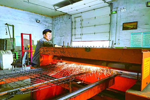 ˫��˾ѡú��˾�ӹ����ɲ�ְ�������Ƽ������ʵ�ɾ����������������Ǽӹ�֧������Ч112��Ԫ���ӹ��׸�ɸ����Լ��Ǯ218��Ԫ��Ϊ����ӹ������������10����Ԫ��������Ϊʵ���ڲ��г�������������������ͼΪ�ӹ���ְ���ڼӹ�����֧����������顡ͼ��_����