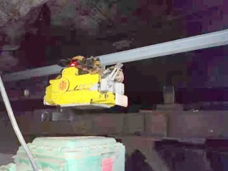 640 640