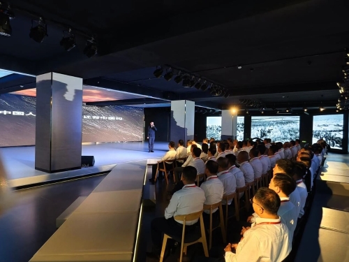 ΢��ͼƬ_2025-11-15_204440_988