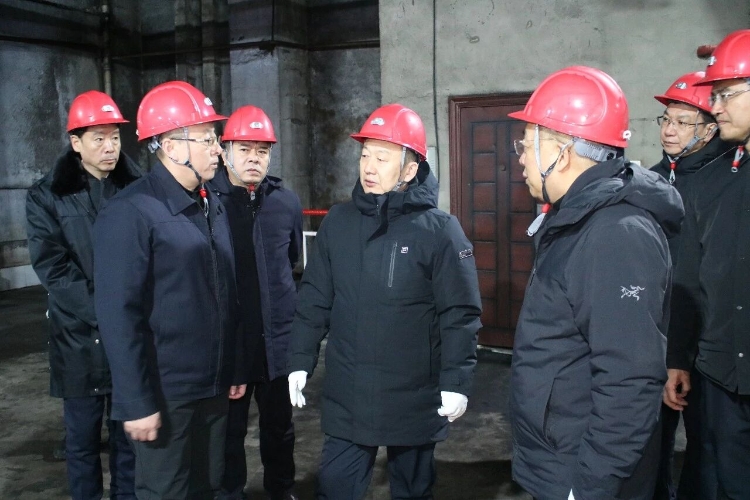 ΢��ͼƬ_2025-12-12_223405_082