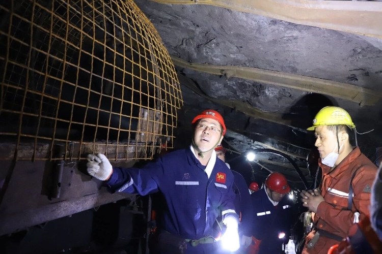 ΢��ͼƬ_2025-12-24_195725_433